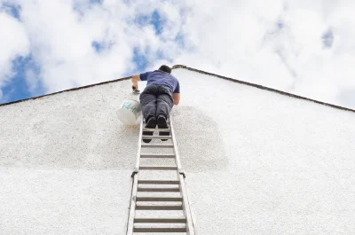Peinture extérieure à Gayan — façades et ravalement